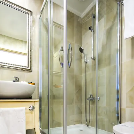 Historia-special Category Otel