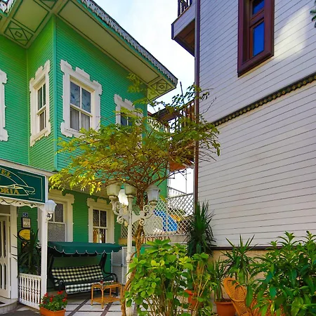 Historia-special Category Hotel