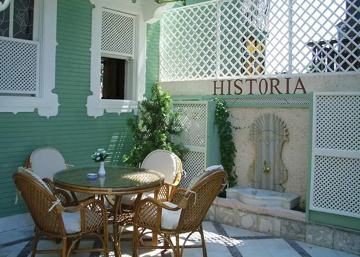 Historia-special Category Hotel Istanboel